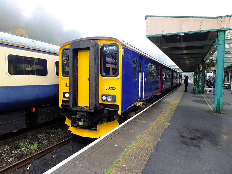 VIP transport FGW class 150 150202 at Okehampton